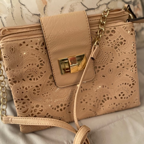 Apt19 Ladies Handbag - Picture 1 of 7